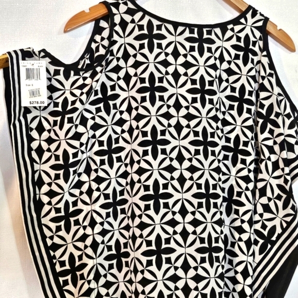 Trina Turk Cut Out Shoulder 100% Silk 'Scarf' Blouse Sz Small - Picture 7 of 8